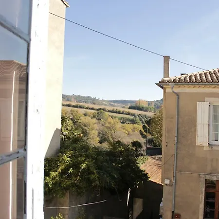Les Anges Au Plafond Bed & Breakfast *